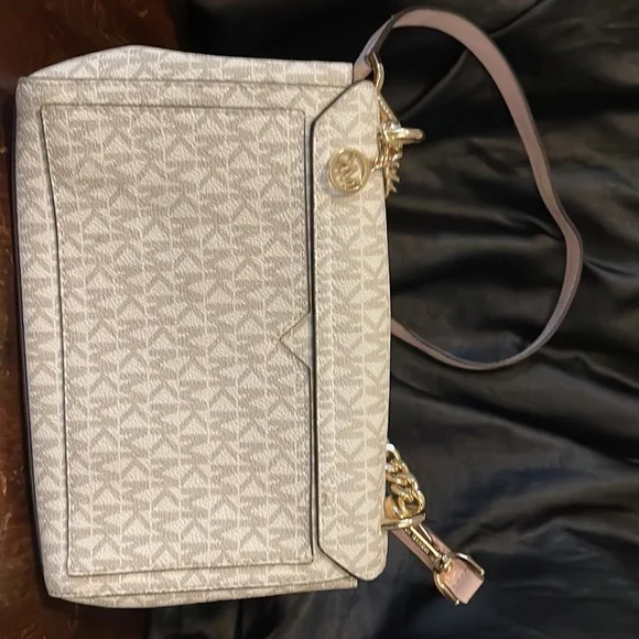 Real Michael kora cross body bag - Picture 4 of 4